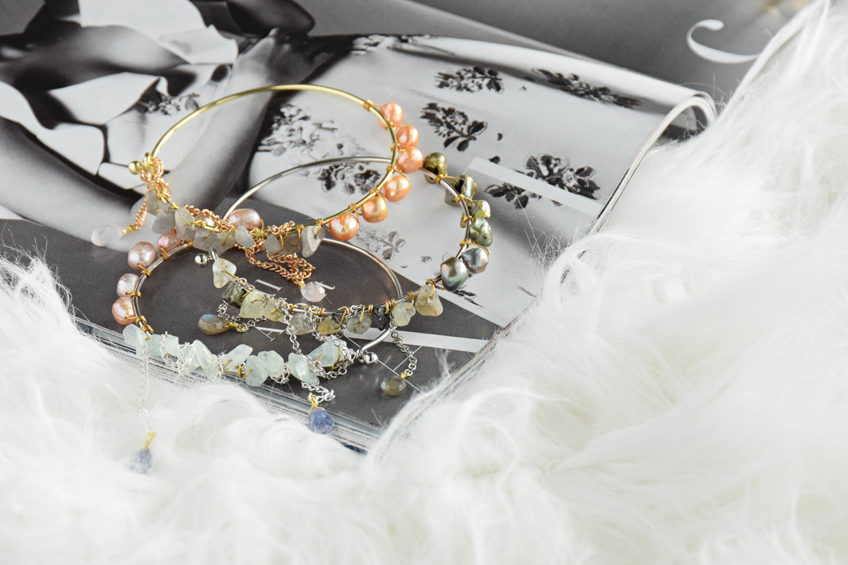 Wire wrapped bangle diy, quietlioncreations.com