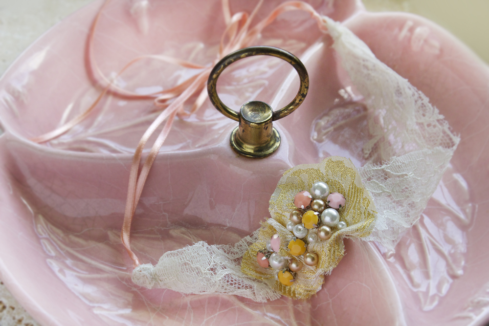 vintage lace headband diy by quiet lion creations