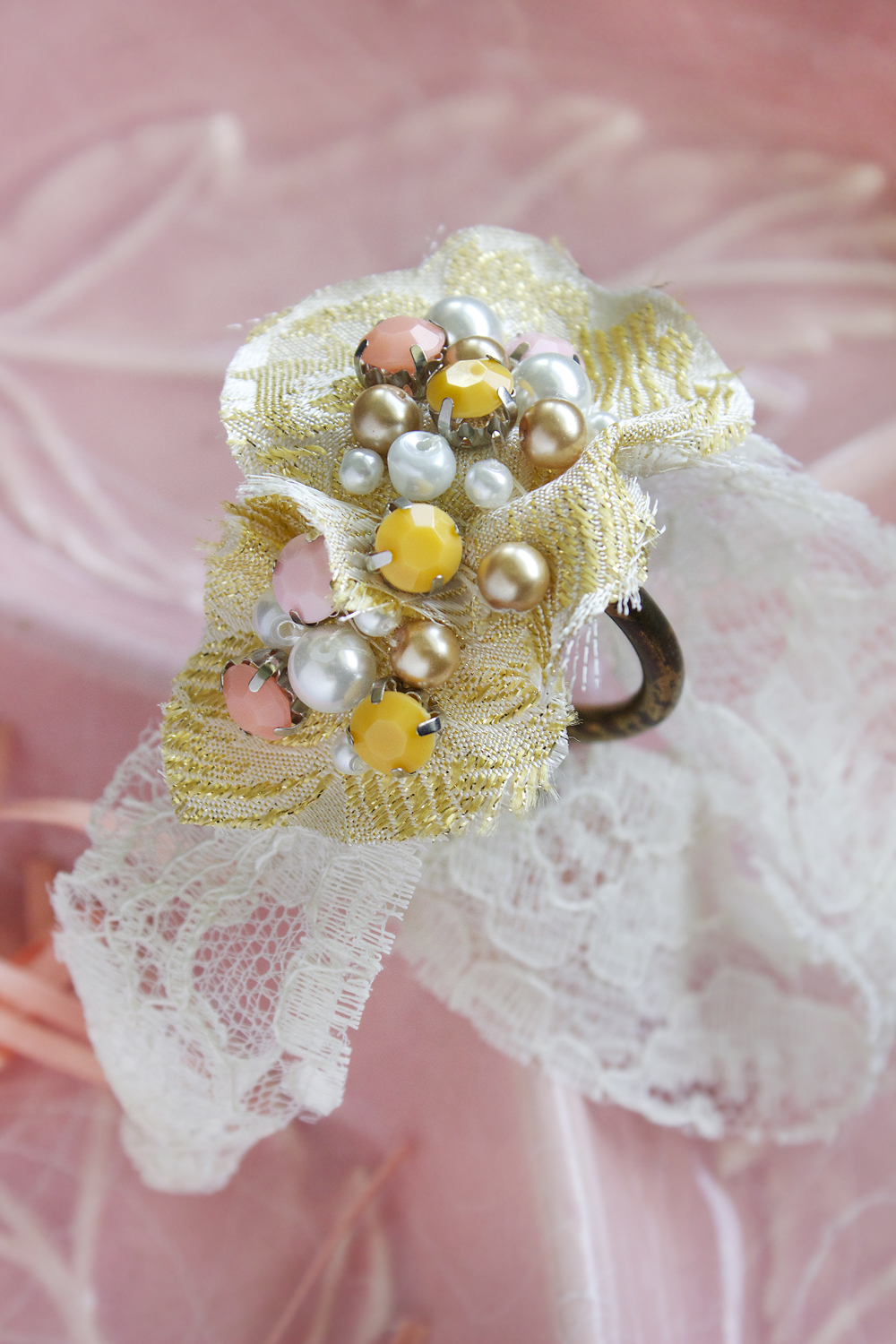 vintage lace headband diy by quiet lion creations